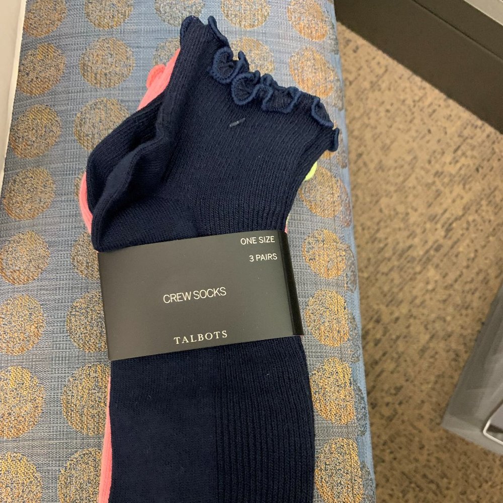 3 Pack Crew Socks - NWT